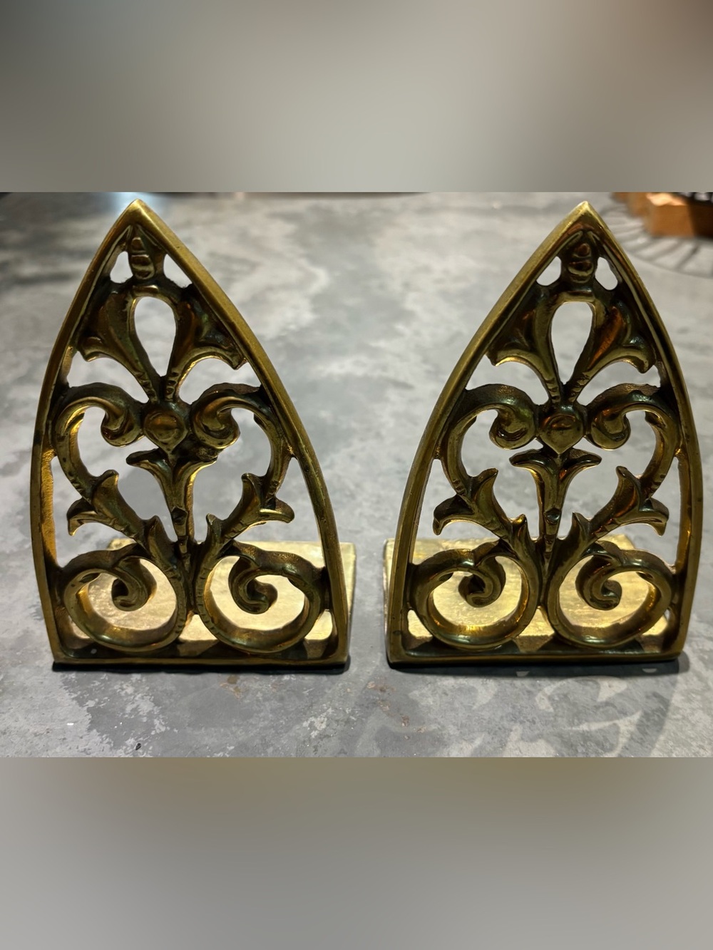 Virginia Metalcrafters Cathedral Arch Bookends